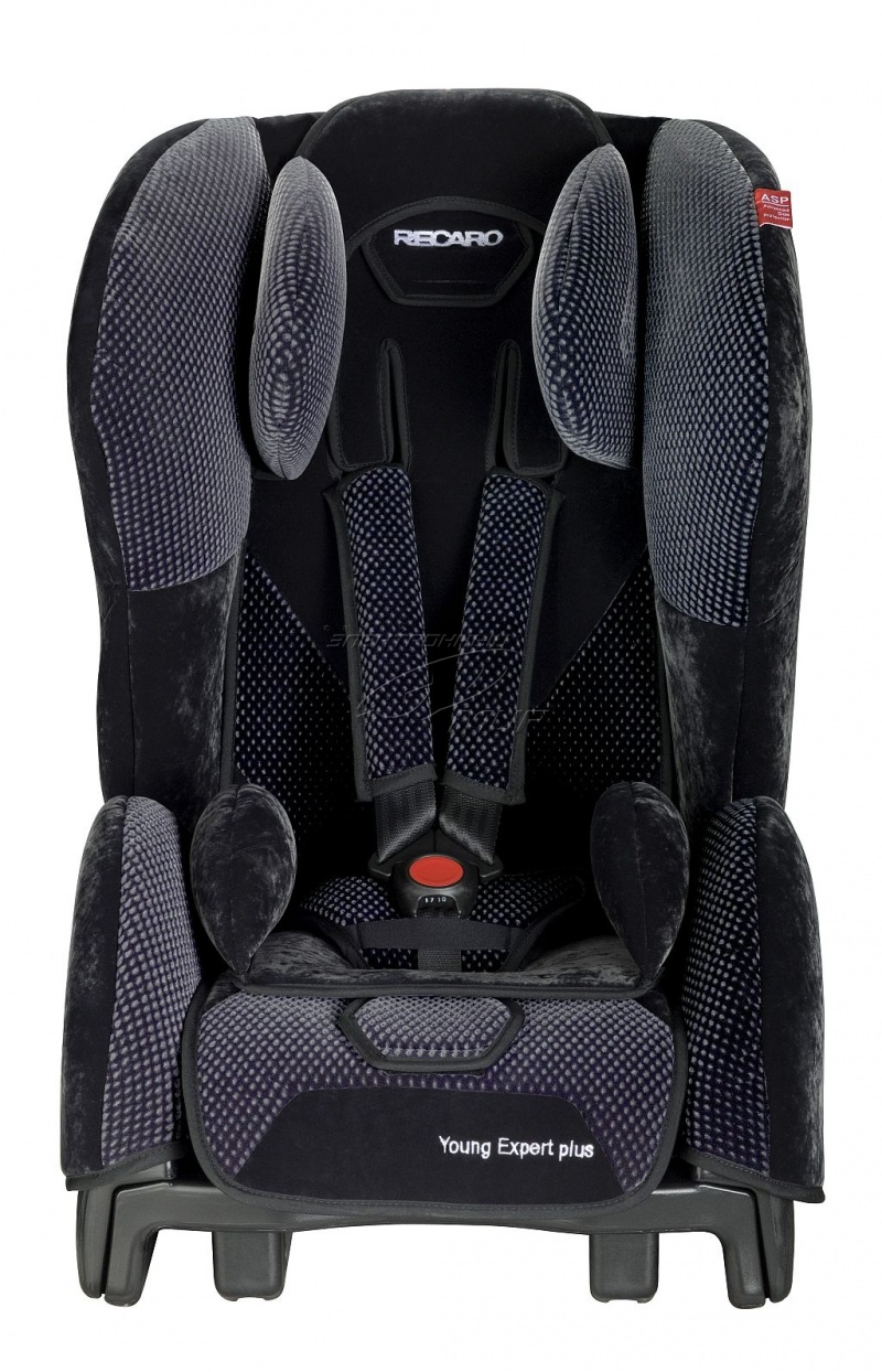 Фото Recaro Young Expert plus black/aquavit (6135.21109.66)