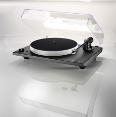 Придбати Проигрыватели виниловых дисков THORENS TD 700