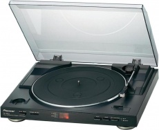 Придбати Проигрыватели виниловых дисков Pioneer PL-990