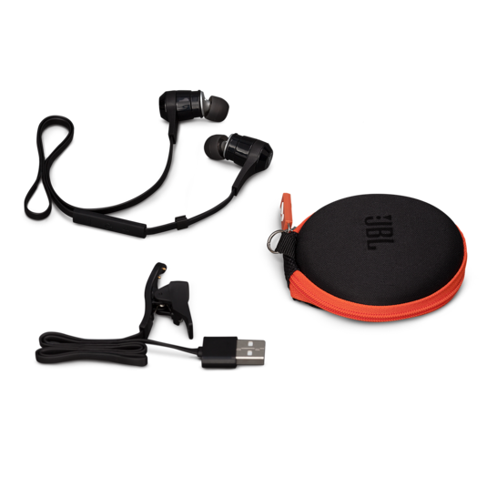 Фото JBL J46BT Black