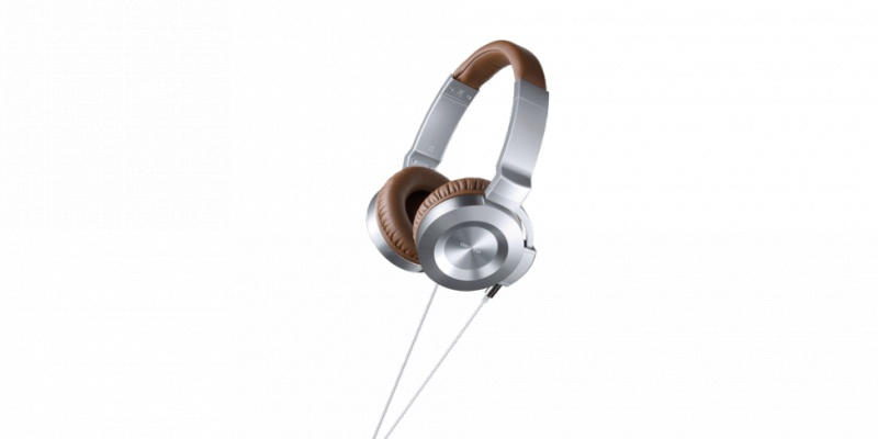 Фото Onkyo ES-CTI300 Silver Brown