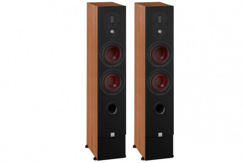 Фото DALI Ikon 6 MK II Light Walnut