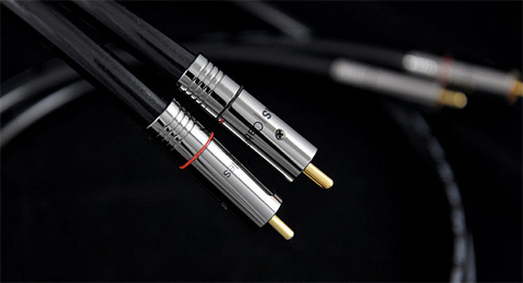 Фото  Atlas Hyper Asymmetrical (RCA-RCA) 1m