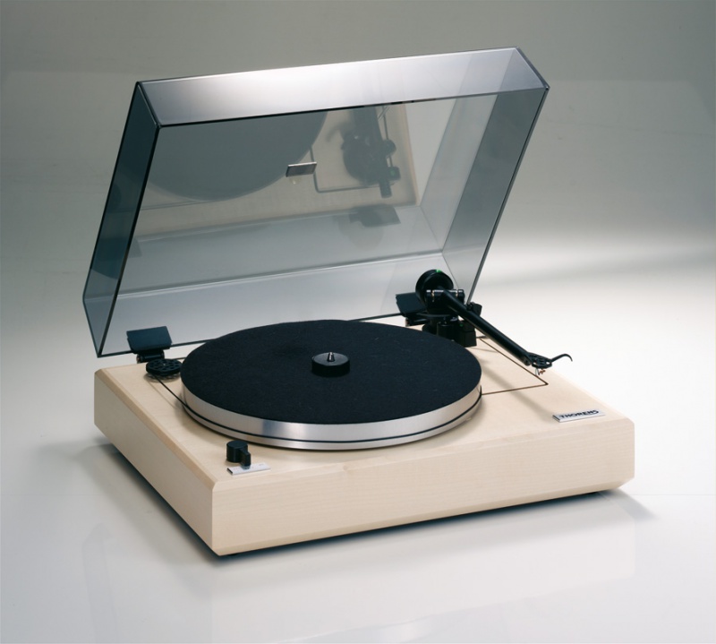 Фото Thorens TD-350 BC. Отделка Maple