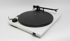 Придбати Проигрыватели виниловых дисков Pro-Ject Essential II Phono USB Matt White