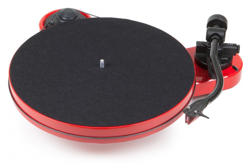 Фото Pro-Ject RPM 1 Carbon (2M-Red) Red