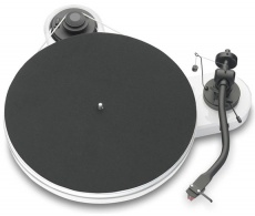 Придбати Проигрыватели виниловых дисков Pro-Ject RPM 1.3 Genie (2M-Red) White 