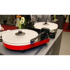 Придбати ПРОИГРЫВАТЕЛИ ВИНИЛА Pro-Ject RPM 5 Carbon (n/c) Red