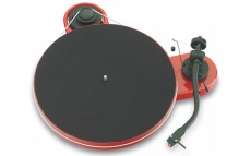 Придбати ПРОИГРЫВАТЕЛИ ВИНИЛА Pro-Ject RPM 3 Carbon (n/c) Red