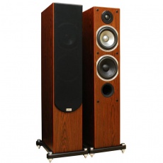 Придбати Акустические системы Taga Harmony CORAL F-120 Walnut Wood Veneer with Clear Matt Lacquer
