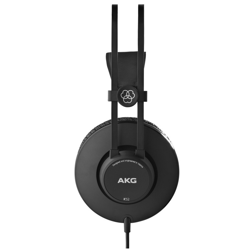 Фото AKG K52
