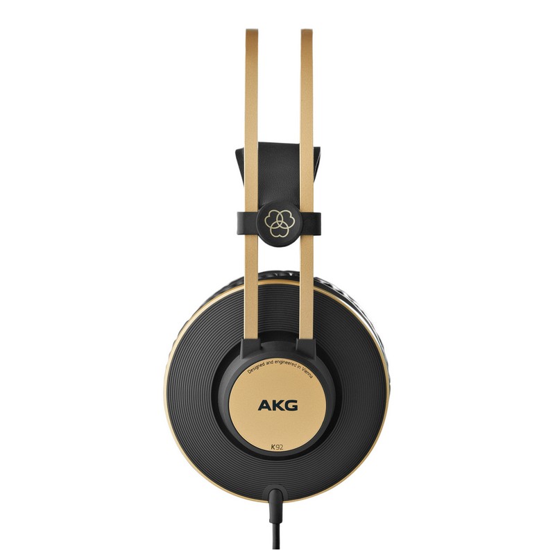 Фото AKG K92