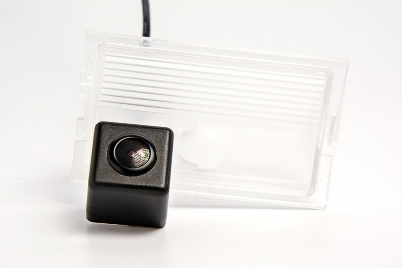Фото Fighter CS-CCD/FM-101 (Land Rover)